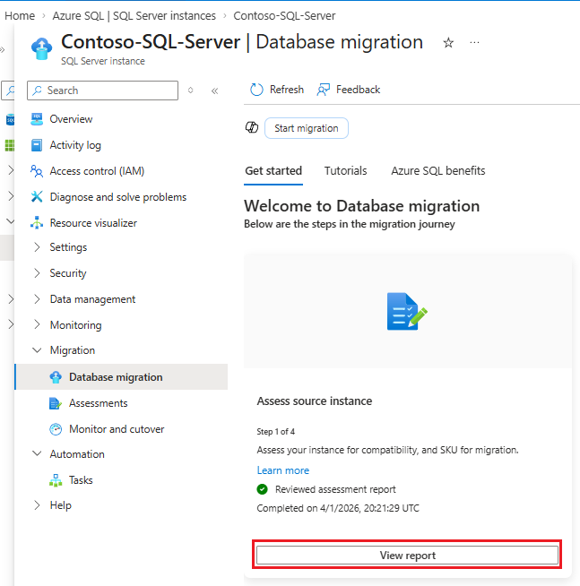 Azure ポータルのSQL Server インスタンスのデータベース移行ウィンドウを示すスクリーンショット。レポートの表示が強調表示されています。