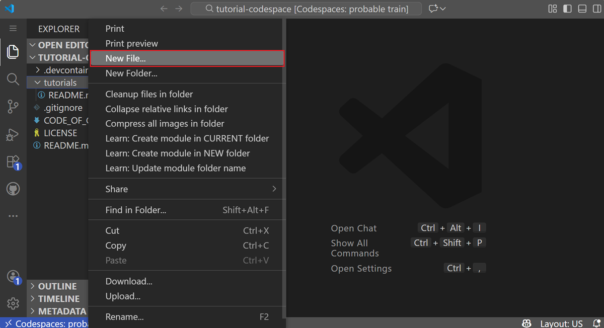 Crie um novo ficheiro chamado HelloWorld.cs na pasta de tutoriais
